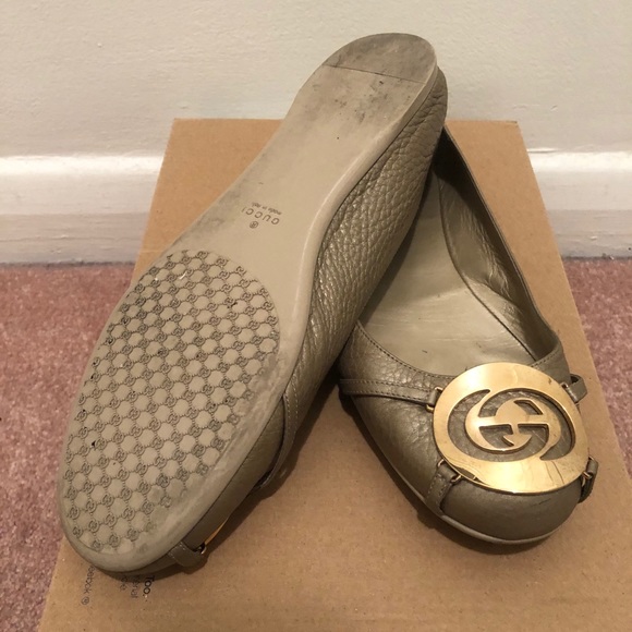 Authentic Gucci flats - Picture 2 of 3
